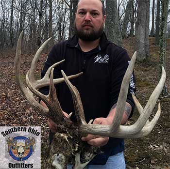 Deer skull found tangled up in fenching